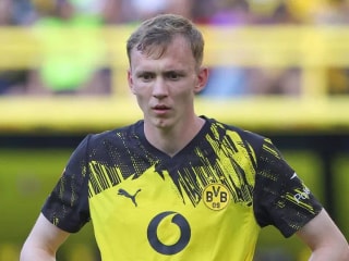 马克斯·拜尔:布伦特福德考虑引进多特蒙德前锋,这可能允许约安·维萨加盟纽卡斯尔