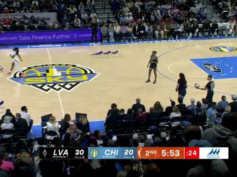 WNBA常规赛：拉斯维加斯王牌vs芝加哥天空第2节英文原声回放
