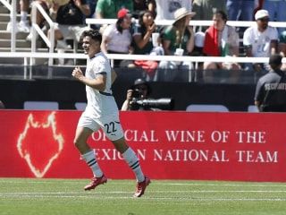 汉堡为法甲球星报价:他们找到了梦寐以求的10号球员吗?