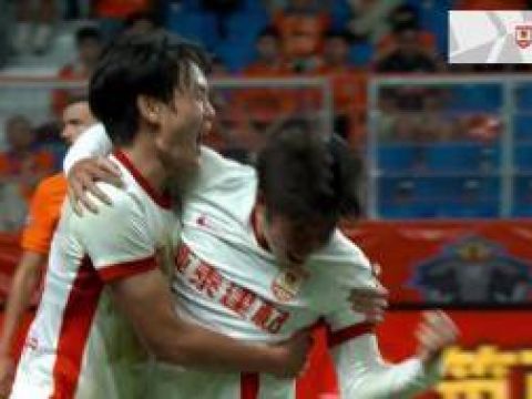[进球视频] 亚泰1-0领先！张华晨任意球破门建功