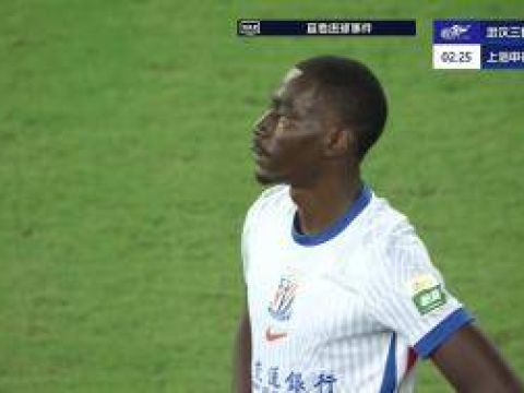 [进球无效] 朱辰杰头球摆渡阿苏埃破门，裁判判罚手球在先，进球无效