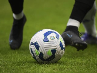 周一赛事直播:德国足球甲级联赛在OF上,德比在BR 25和英超联赛