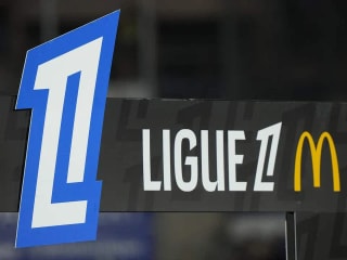 法甲联赛——第三轮焦点:巴黎圣日耳曼登顶,巴黎FC取得首胜