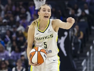 飞翼队球员佩奇·布克斯凭借最新表现进一步巩固年度最佳新秀地位