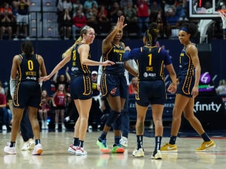 今日神秘人队对阵狂热队的观赛指南:WNBA比赛的频道、时间、赛程和直播