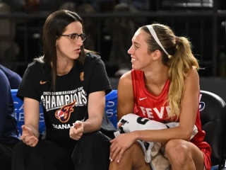 印第安纳狂热队何时知晓WNBA季后赛对手?