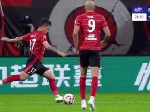 [射門被撲]亞泰后防連續(xù)失誤！王東升得球內(nèi)切勁射被撲