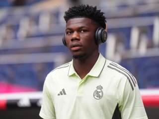 皇家马德里球员奥雷利安·琼阿梅尼表示马赛是一支“强大”的法甲球队,在欧冠揭幕战前