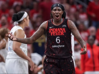 WNBA季后赛比分和要点:狂热队将比赛拖入决胜局,新秀为风暴队建功