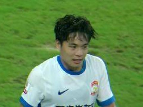 [進(jìn)球視頻] 西海岸1-0領(lǐng)先！段劉愚定位球直接射門(mén) 皮球應(yīng)聲入網(wǎng)
