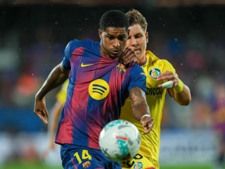 拉什福德因重犯曼联时期的错误而被巴塞罗那弃用,几天前他刚在对阵纽卡斯尔的比赛中梅开二度