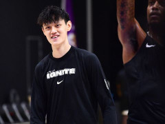篮网媒体：中国球员曾凡博与篮网签的是Exhibit 10合同，而不是双向合同