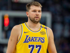 26岁NBA生涯对比:东契奇PK字母哥谁更出色?数据荣誉揭晓答案