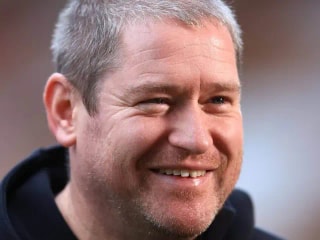 马特·比尔德是一位帮助改变英国女子足球的“特别”人物