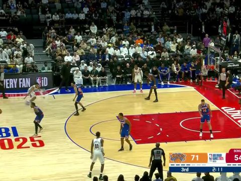 NBA季前赛:76人vs尼克斯第3节中文解说回放