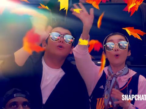 NBA季前赛:湖人vs勇士第1节英文原声回放