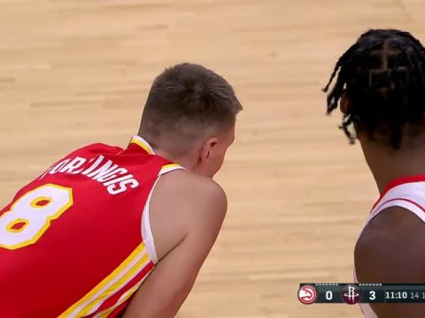 NBA季前赛:老鹰vs火箭第1节中文解说回放