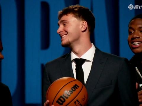 NBA季前赛:广州龙狮vs快船二路狂言Doggy全场回放