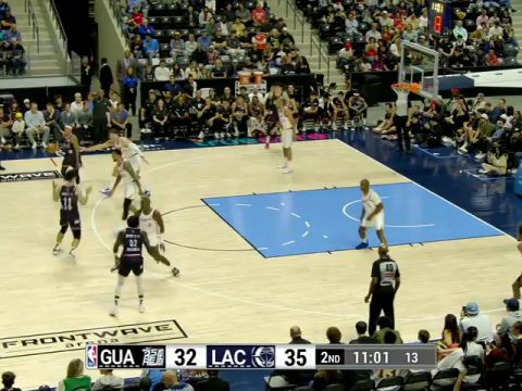 NBA季前赛:广州龙狮vs快船第2节英文原声回放