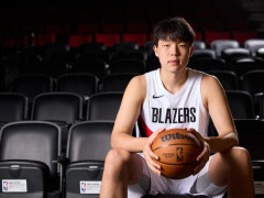 杨瀚森谈犯规麻烦:第一节打完我就发现陷入犯规困扰,是因为防守时手部接触太多了