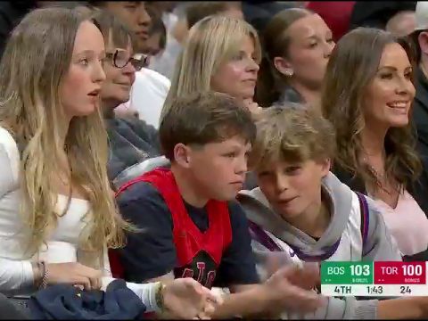 NBA季前赛:凯尔特人vs猛龙第4节中文解说回放