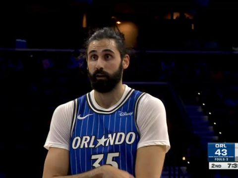 NBA季前赛:魔术vs76人第2节英文原声回放