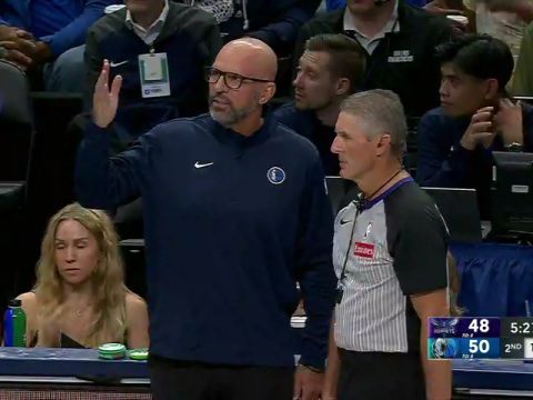 NBA季前赛：黄蜂vs独行侠第2节中文解说回放