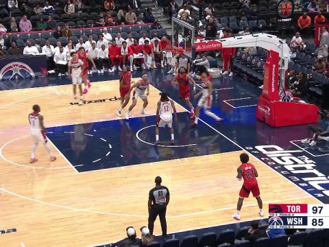 猛龙113-112奇才 奥利维尔-萨尔0.8秒空接反绝杀猛龙客场险胜奇才