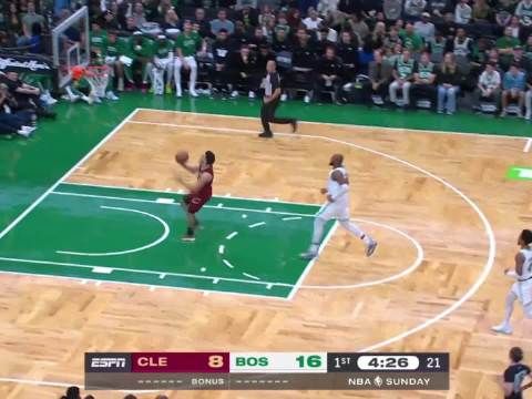 [微博全场集锦]🏀季前赛-西蒙斯21分 怀特16+7+5 +3帽 凯尔特人送骑士3连败