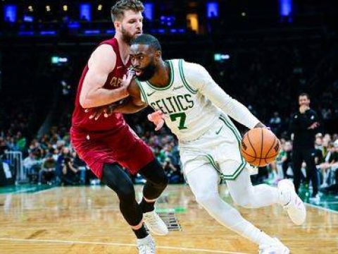 [腾讯全场集锦]🏀季前赛-西蒙斯21分 怀特16+7+5 +3帽 凯尔特人送骑士3连败