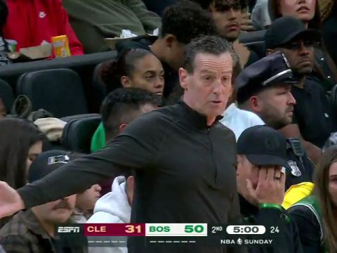 NBA季前赛：骑士vs凯尔特人第2节英文原声回放