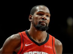 NBA季前赛战报:霍勒迪1.8秒准绝杀火箭险胜鹈鹕 小贾26+5阿门老六抱摔