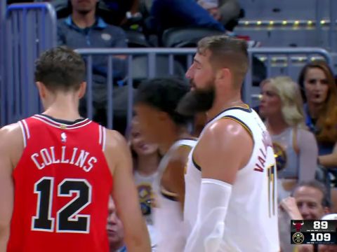 NBA季前赛：公牛vs掘金第4节英文原声回放