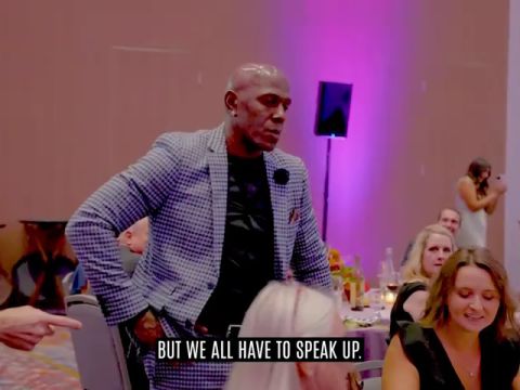 NBA季前赛：雷霆vs雄鹿第2节中文解说回放