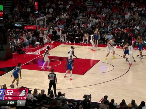 库里vs开拓者集锦 三分11中4得到28分6篮板5助攻