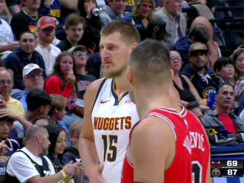 NBA季前赛：公牛vs掘金第3节英文原声回放