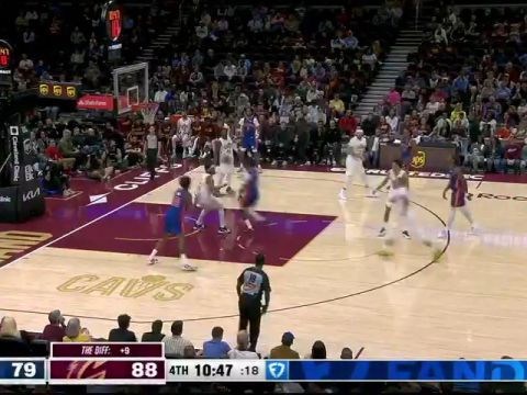 NBA季前赛：活塞vs骑士第4节英文原声回放