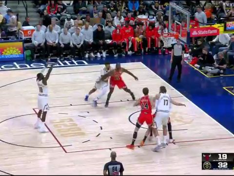 NBA季前赛：公牛vs掘金第1节中文解说回放