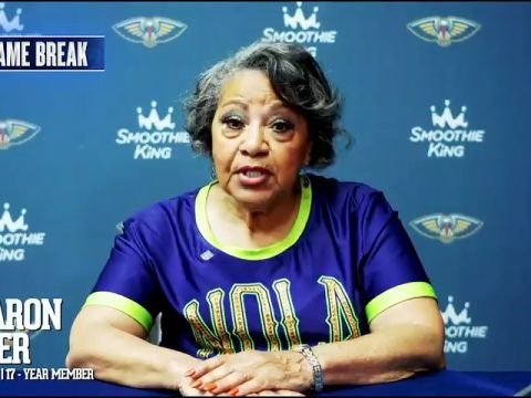 NBA季前赛：火箭vs鹈鹕第1节英文原声回放