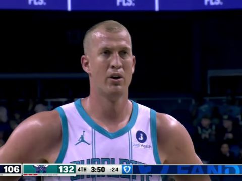 NBA季前赛：灰熊vs黄蜂第4节英文原声回放