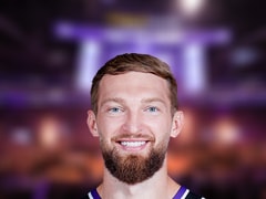 NBA每日篮板王:多曼塔斯·萨博尼斯14篮板(2025年10月16日)