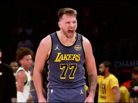 NBA季前赛：猛龙vs凯尔特人第4节中文解说回放