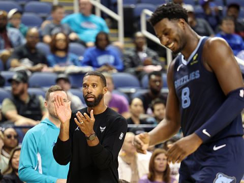 小贾伦-杰克逊vs黄蜂集锦 效率低下20投仅7中拿到17分