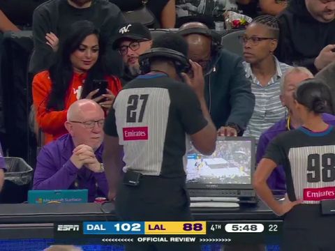 独行侠vs湖人第4节中文解说回放