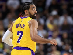 NBA季前赛湖人vs独行侠半场战报 东契奇、里夫斯轮休文森特率湖人半场领先13分