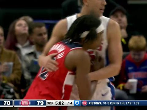 奇才vs活塞第3节中文解说回放