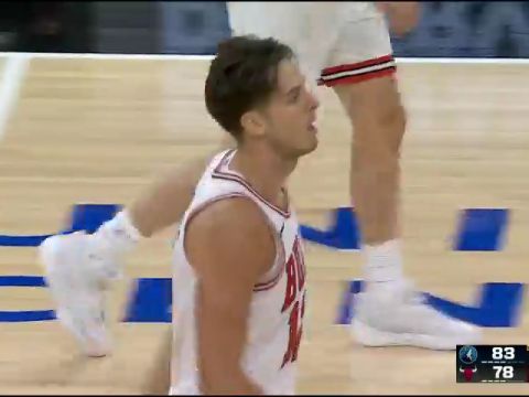 NBA季前赛：森林狼vs公牛第3节中文解说回放