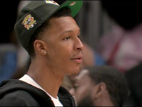 NBA季前赛：火箭vs老鹰第4节英文原声回放