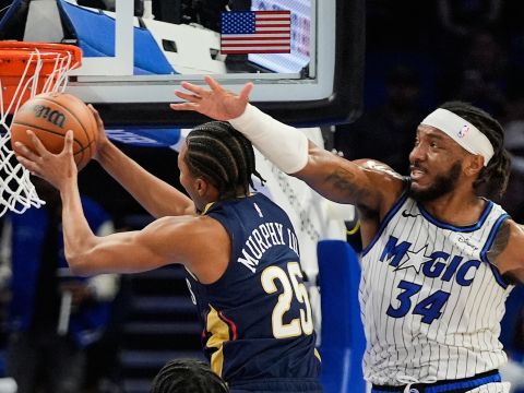墨菲vs魔术集锦 砍下18+7大风车灌篮技惊四座
