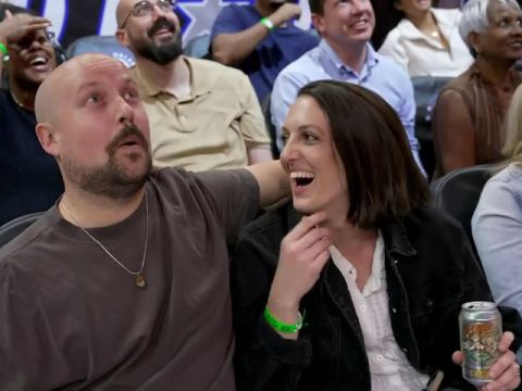 鹈鹕vs魔术第2节英文原声回放